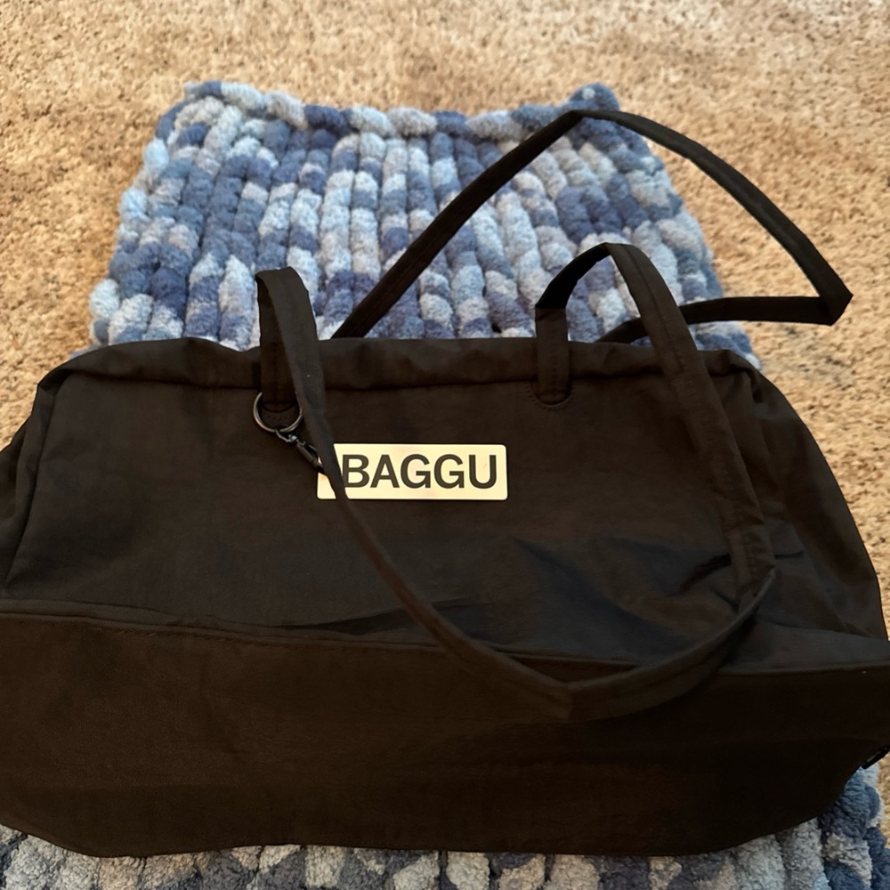 BAGGU Black Medium Bowler
